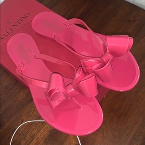 Used once. Authentic Valentino flats